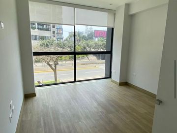 Venta de lindo departamento de estreno en Miraflores