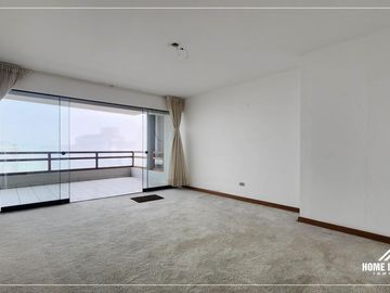 VENTA AMPLIO DEPARTAMENTO EN MIRAFLORES CON VISTA AL MAR!