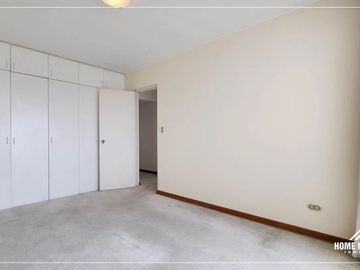 VENTA AMPLIO DEPARTAMENTO EN MIRAFLORES CON VISTA AL MAR!