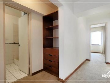 VENTA AMPLIO DEPARTAMENTO EN MIRAFLORES CON VISTA AL MAR!