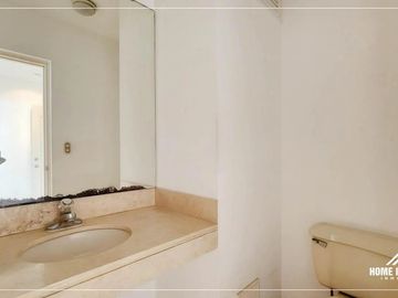 VENTA AMPLIO DEPARTAMENTO EN MIRAFLORES CON VISTA AL MAR!