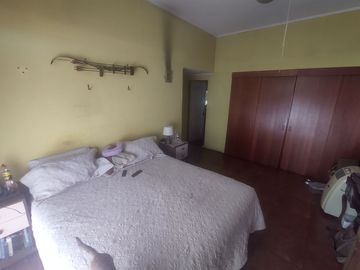 Casa a un lado de Mall La Florida Go e Iplacex