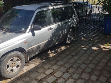 Casa a un lado de Mall La Florida Go e Iplacex