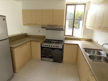 3br CORNER UNIT at LUNTALA VERDE TOWNHOUSE VALLE VERDE 7 PASIG CITY