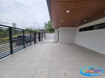 Brand New 4 Bedroom House For Sale  in Cebu Royale Estates Consolacion Cebu