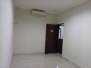 Dijual Rumah Semi Furnished Perumahan Surya Citra Residence Tropodo Sidoarjo