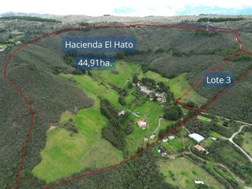 VENTA DE LOTE CAMPESTRE, VIA CUENCA - LOJA