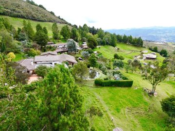VENTA DE LOTE CAMPESTRE, VIA CUENCA - LOJA