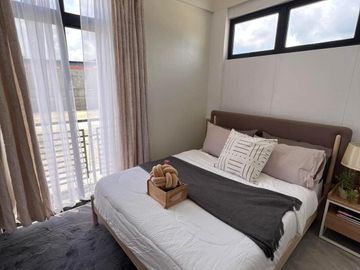 DANARRA SOUTH 5 BEDROOMS SINGLE DETACHED WITH 2 PARKING