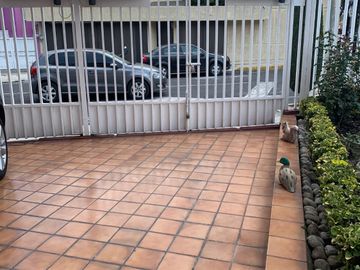 VENTA DE CASA EN VERGEL DE COYOACAN