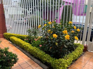 VENTA DE CASA EN VERGEL DE COYOACAN