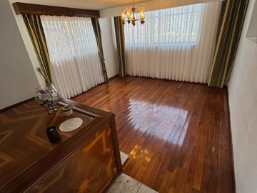 VENTA DE CASA EN VERGEL DE COYOACAN