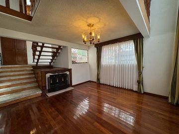 VENTA DE CASA EN VERGEL DE COYOACAN