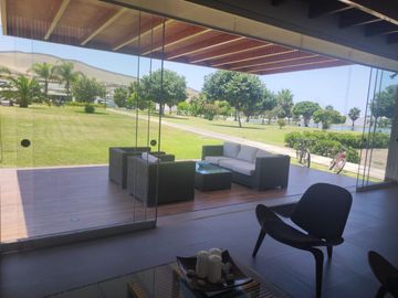 ¡Se Vende Hermosa Casa De Playa En El Exclusivo Condominio Playa Coral! 🌊