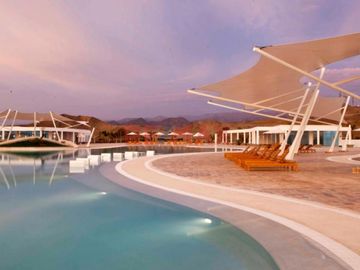 ¡Se Vende Hermosa Casa De Playa En El Exclusivo Condominio Playa Coral! 🌊