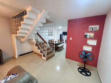 En VENTA Casa en Rio Medio atrás de Divertiplaza