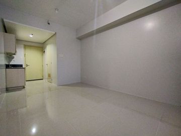 Blue Residences, 21.58 sqm, studio semi furnished unit P3.1M only for sale