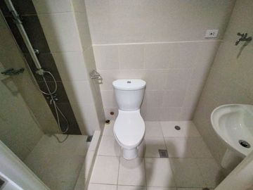 Blue Residences, 21.58 sqm, studio semi furnished unit P3.1M only for sale