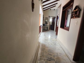 VENDO CASA EN EL INGENIO III