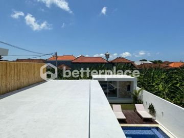 Spacious 4 Bedroom Villa in Kerobokan, Modern Comfort & Prime Location