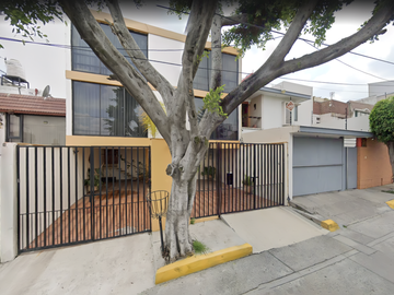 Casa en Cd. Satélite, Naucalpan, Estado de México