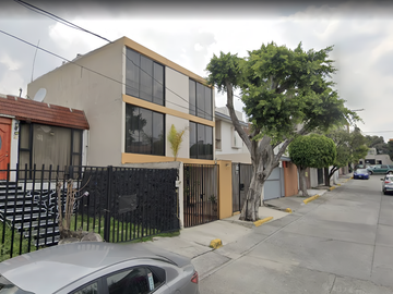 Casa en Cd. Satélite, Naucalpan, Estado de México