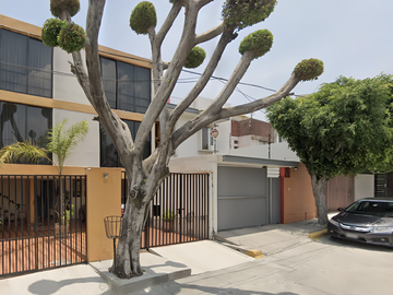 Casa en Cd. Satélite, Naucalpan, Estado de México