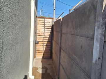 En venta linda casa en condominio Padre Hurtado