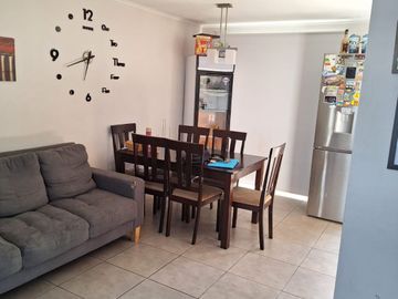 En venta linda casa en condominio Padre Hurtado