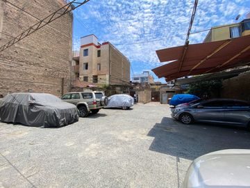 ‼️ **ATENCIÓN INVERSIONISTAS** ‼️   🏡 **VENTA DE TERRENO DE 525m² CON DOBLE FRENTE EN LOS OLIVOS** 🏡