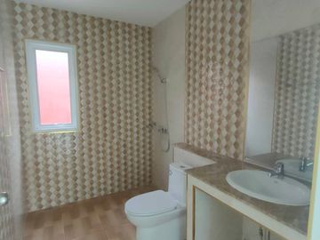 Luxurious Detached Residence with Private Pool for Sale in Serene Hillside Community Near Bang Saray Junction – 3 Bedrooms, Stunning Mountain Views,