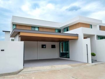 Newly Pool Villa  5 Bed, 6 Bath  110 SQW. @   Khao Chee Chan