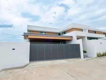 Newly Pool Villa  5 Bed, 6 Bath  110 SQW. @   Khao Chee Chan