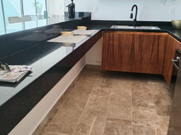 Casa en Venta en Cancún –Residencial Familiar en Zona Privada con Amenidades