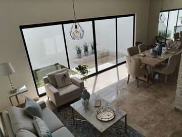 Casa en Venta en Cancún –Residencial Familiar en Zona Privada con Amenidades