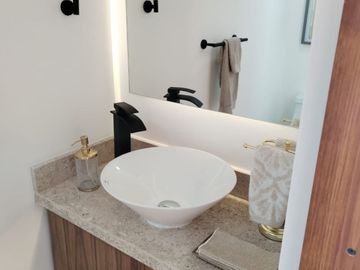 Casa en Venta en Cancún –Residencial Familiar en Zona Privada con Amenidades