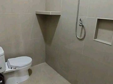 Rumah Minimalis Murah 2 Lantai Lokasi Strategis di Nginden Intan Surabaya