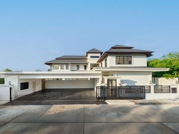 Pool villa for sale, good location, near Payap U. and Central festival
