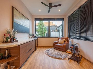 Spacious Luxury Pool villa house for sale with elegant decoration. Fully furnished with all necessary household amenities.