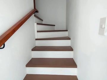 Spacious luxury house and lot for sale in Country Villas Antipolo City