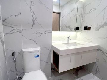 Beautiful 1 bedroom condo for rent and for sale in The Astra Sky River