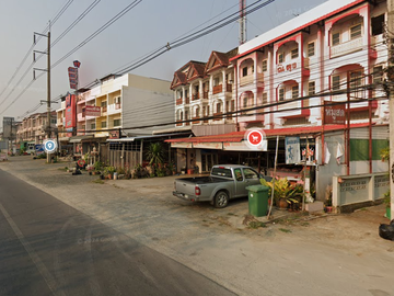 3 commercial building for sale, 3 booths, 504 sq.m., near Chiang Mai Airport
