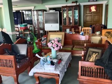 House for sale with 2 rai of land, 2 ngan 86 sq.w., San Sai District, Chiang Mai Province