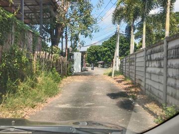 House for sale with 2 rai of land, 2 ngan 86 sq.w., San Sai District, Chiang Mai Province