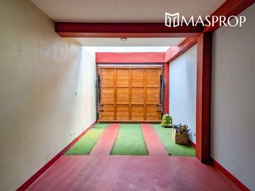 CASA AMPLIA EN ESQUINA CERCA A AV. HUMBOLDT-EN VENTA- TACNA