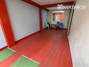 CASA AMPLIA EN ESQUINA CERCA A AV. HUMBOLDT-EN VENTA- TACNA