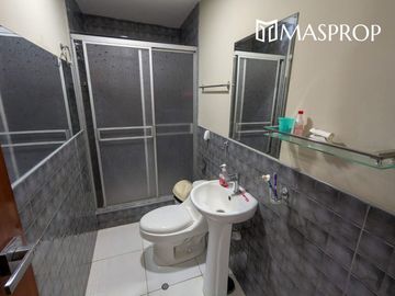 CASA AMPLIA EN ESQUINA CERCA A AV. HUMBOLDT-EN VENTA- TACNA
