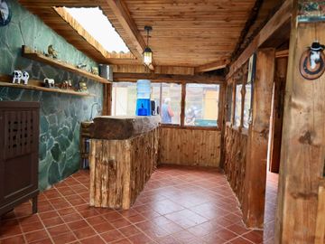 VENTA DE LOTE CAMPESTRE CON CABAÑAS Y ESTABLO
