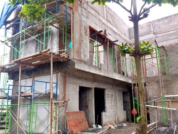 Kos Eksklusif 10 Kamar Proses Bangun dekat Jalan Kaliurang