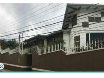 Vendo casa de 300 m2 en Ponciano Bajo